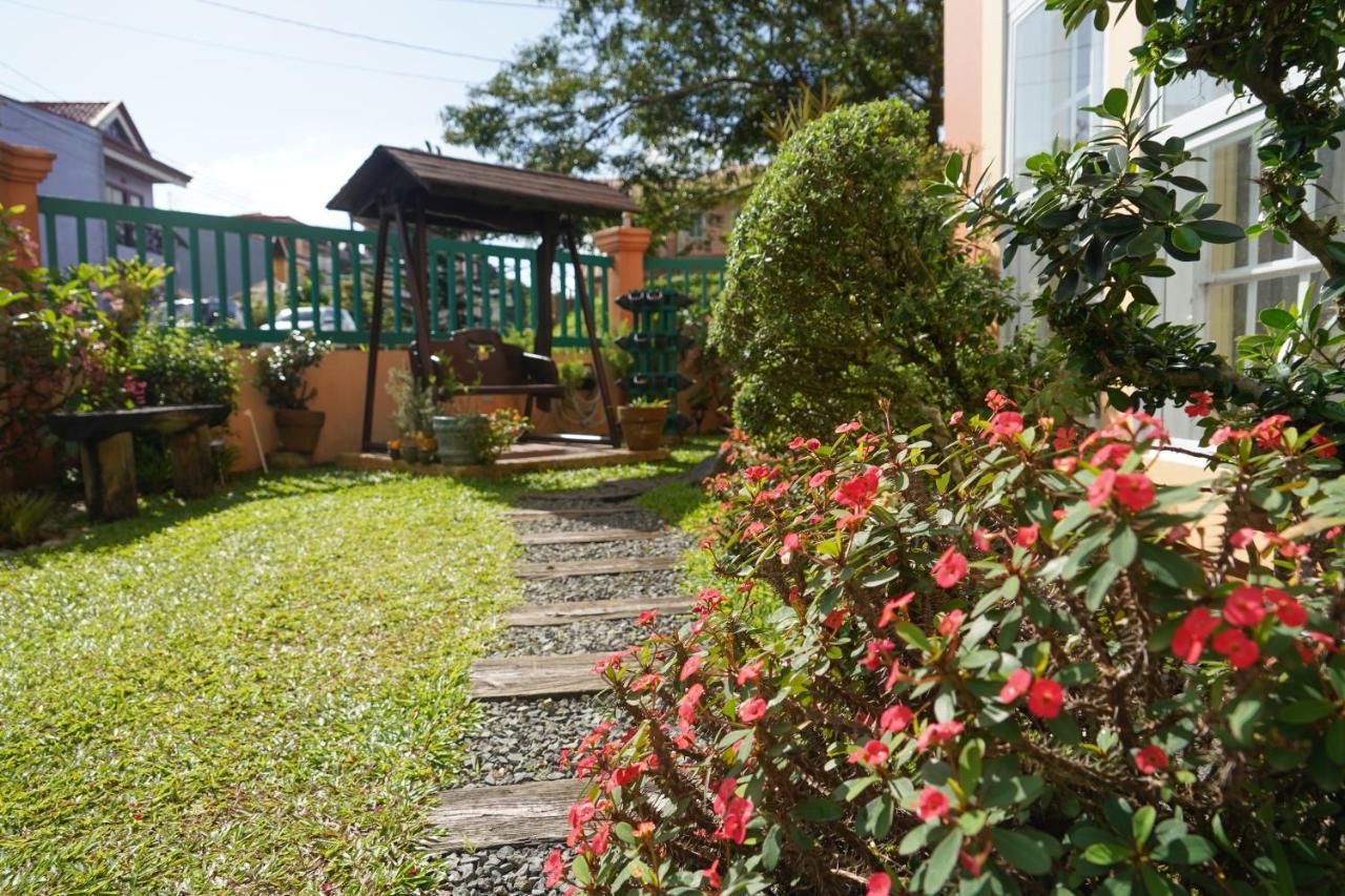 Villa Charming Tagaytay Vacation