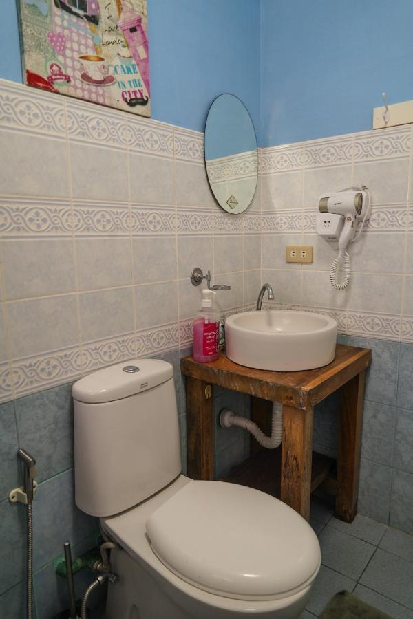 Charming Tagaytay Vacation Villa *