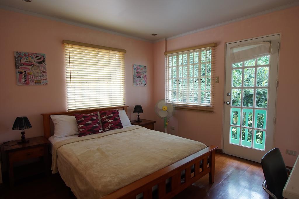 Charming Tagaytay Vacation Villa